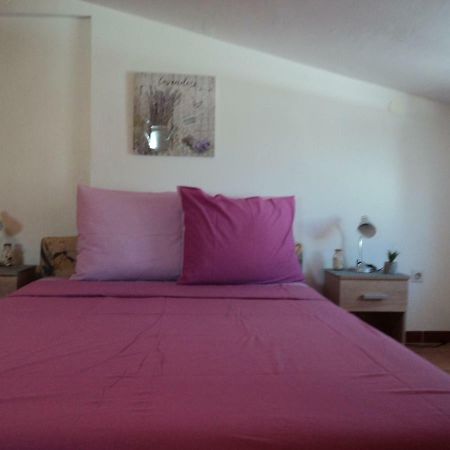 Studio Apartments Ana Ровинь Экстерьер фото