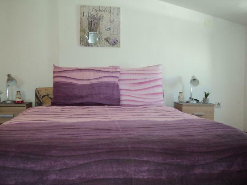 Studio Apartments Ana Ровинь Экстерьер фото