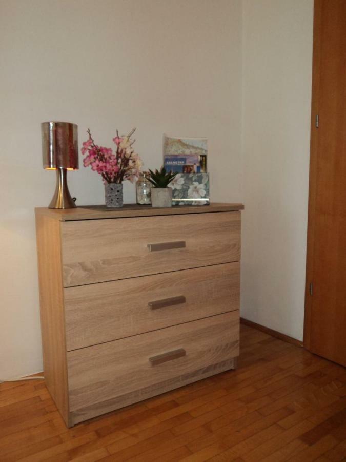 Studio Apartments Ana Ровинь Экстерьер фото